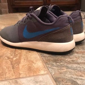 Men’s Nike Air size 10.5